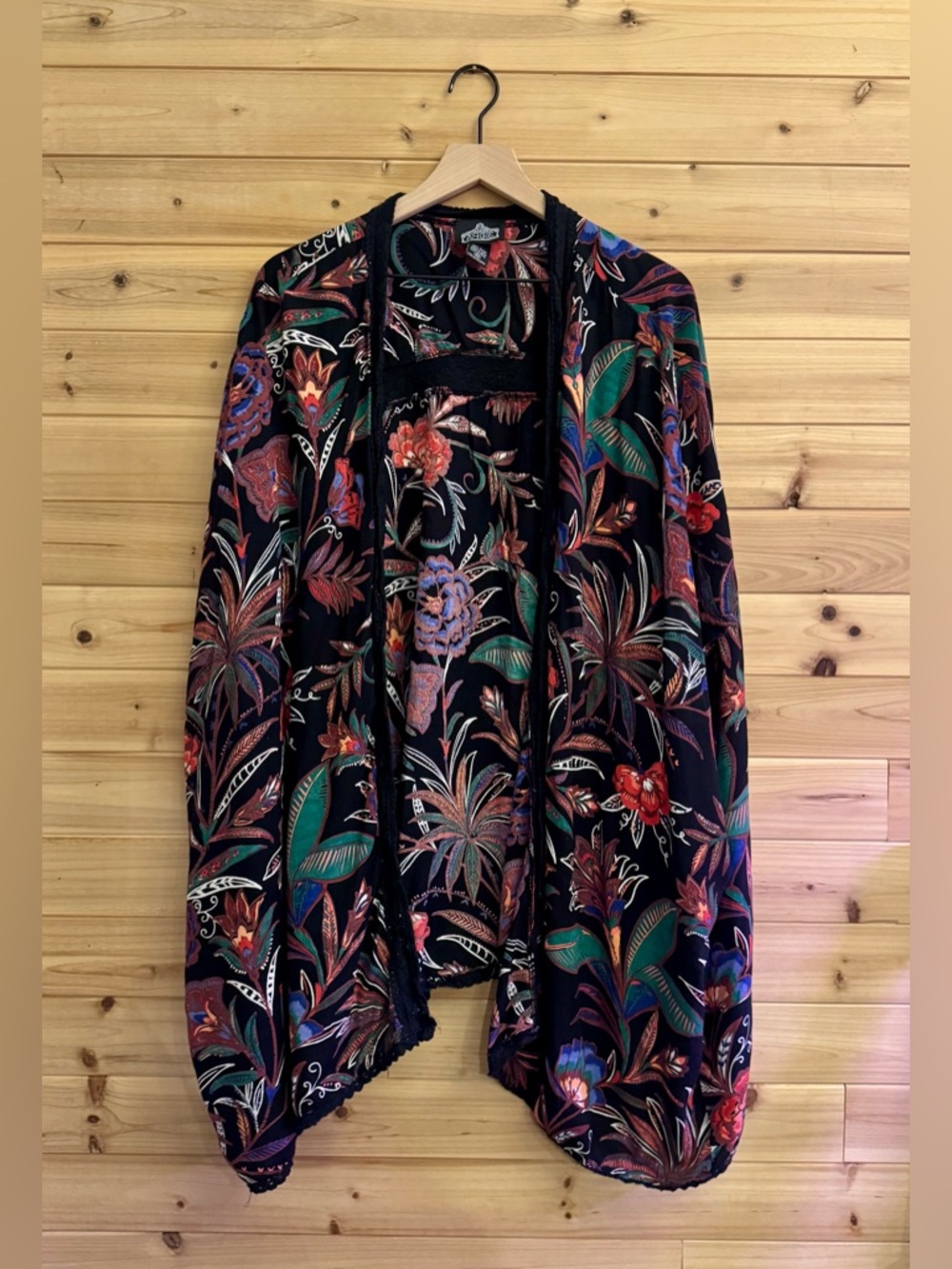 Angie 2X Plus Size Open Front Bright Floral Flowy Cardigan Kimono Wrap Ruana